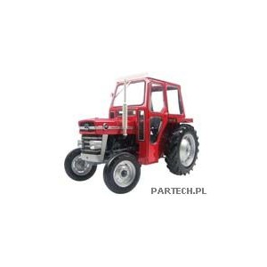 Universal Hobbies Massey Ferguson 135 z kabiną   